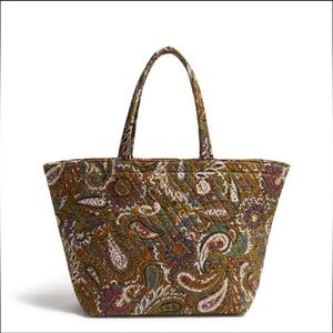 NWT Vera Bradley tote with blanket